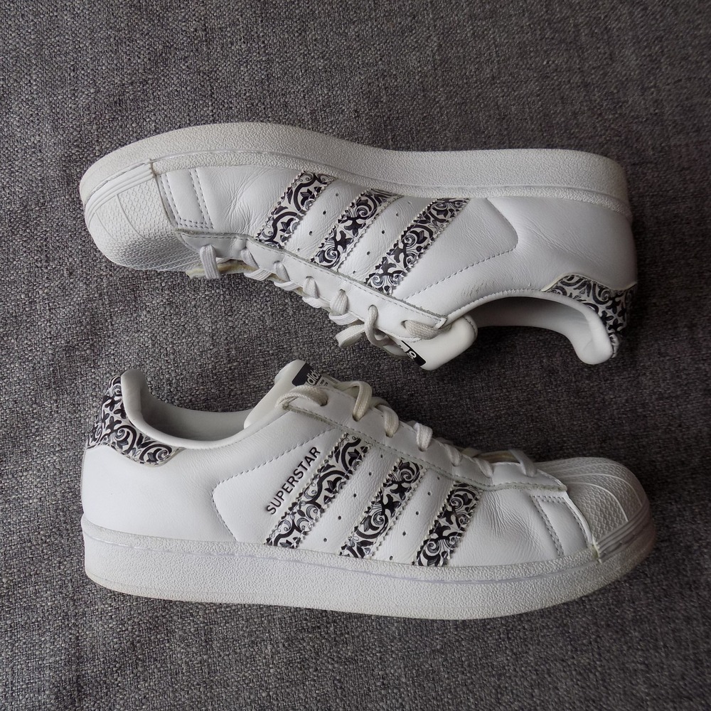 Adidas Superstar Sneakers Womens 9 White Good Baroque Paisley Print CP9628
